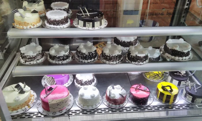 The Cake World  Ambattur